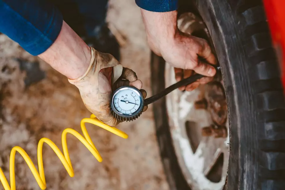 tire-pressure-check